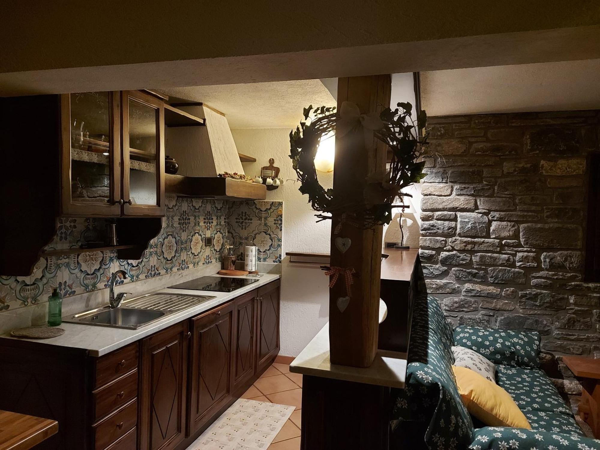 La Taverna Alloggio Ad Uso Turistico - Vda -Sarre - Cir- 0073 아오스타 외부 사진